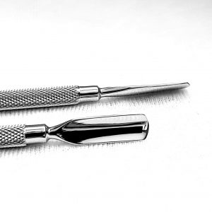 CUTICLE PUSHER